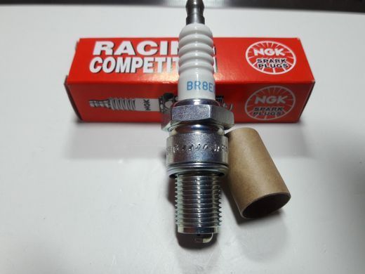 NGK 3992 / BR8EG - Свеча зажигания SOLID TYPE