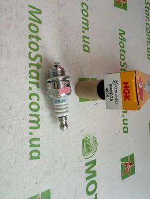 NGK 4626 / BPMR7A Свеча зажигания мотокосы SOLO и STIHL (0000-400-7000)